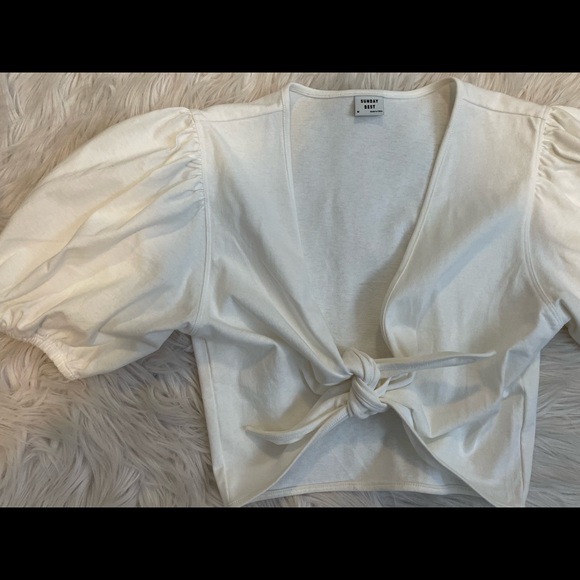 Sunday Best Front Tie Up Blouse - Picture 2 of 2